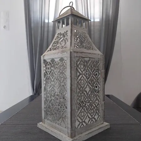 아파트 Anezinas Place *