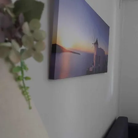 Anezinas Place 아파트