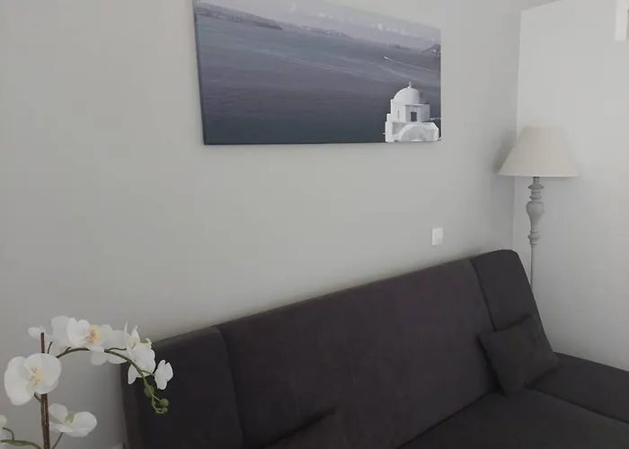 Apartmán Anezinas Place