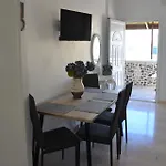 Anezinas Place