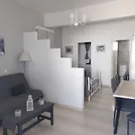 Lägenhet Anezinas Place *