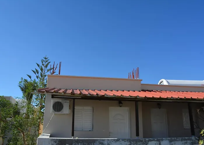 Anezinas Place Apartament Perissa (Santorini)