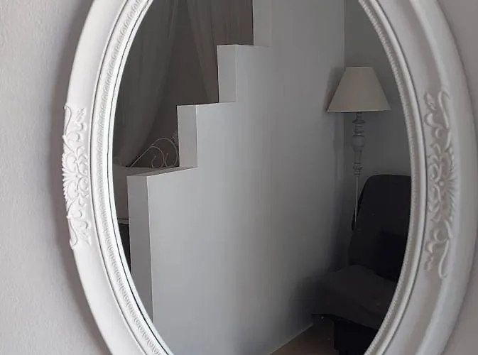 Apartament Anezinas Place *