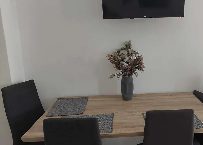 Anezinas Place Appartement Períssa