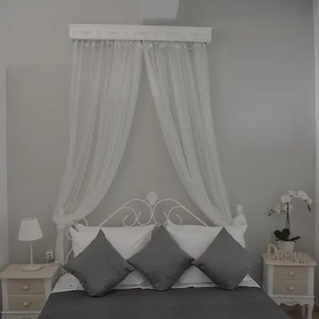 شقة Anezinas Place *