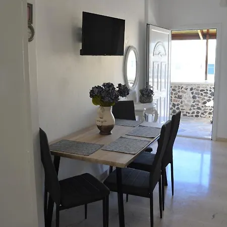 Anezinas Place